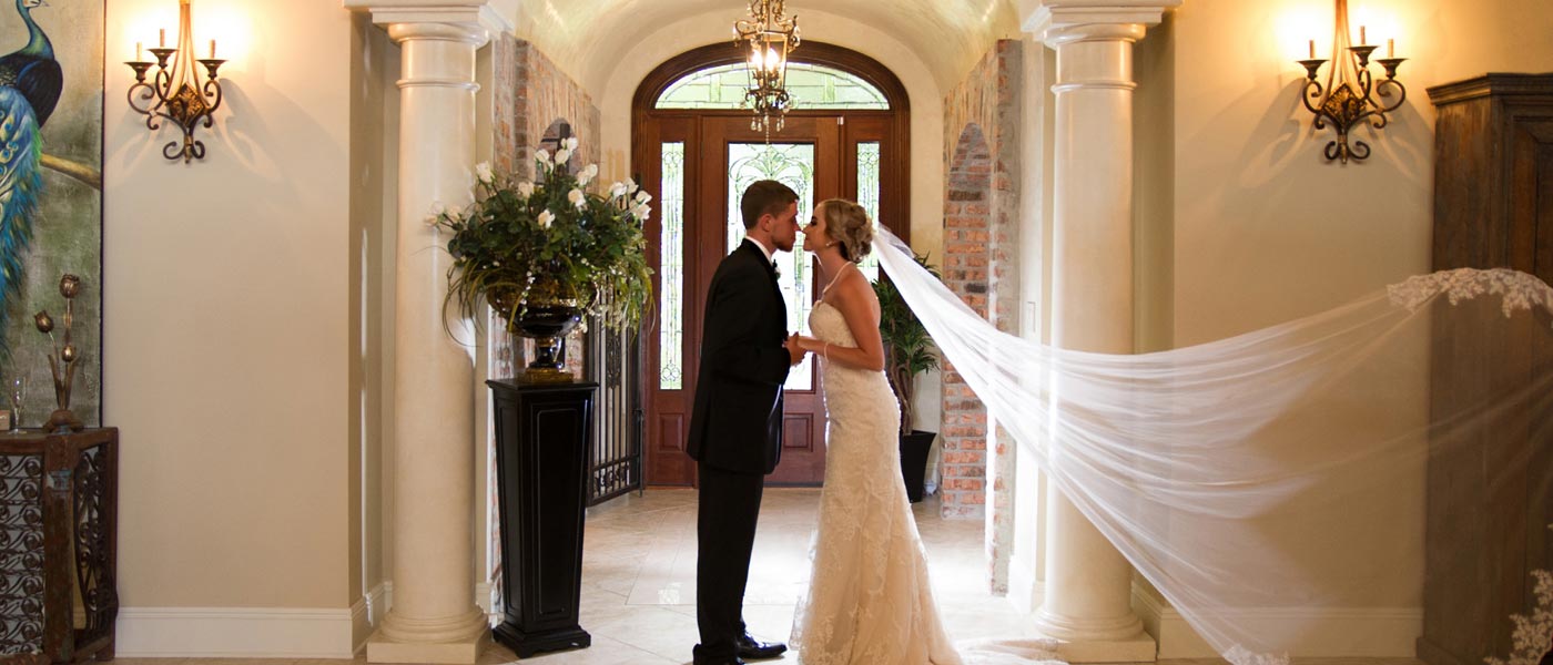 Louisiana Cajun Mansion: Cajun Hospitality in a Refined Setting